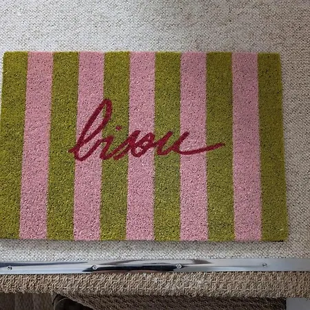 Barbieux , Au Pied Du Metro Apartament *